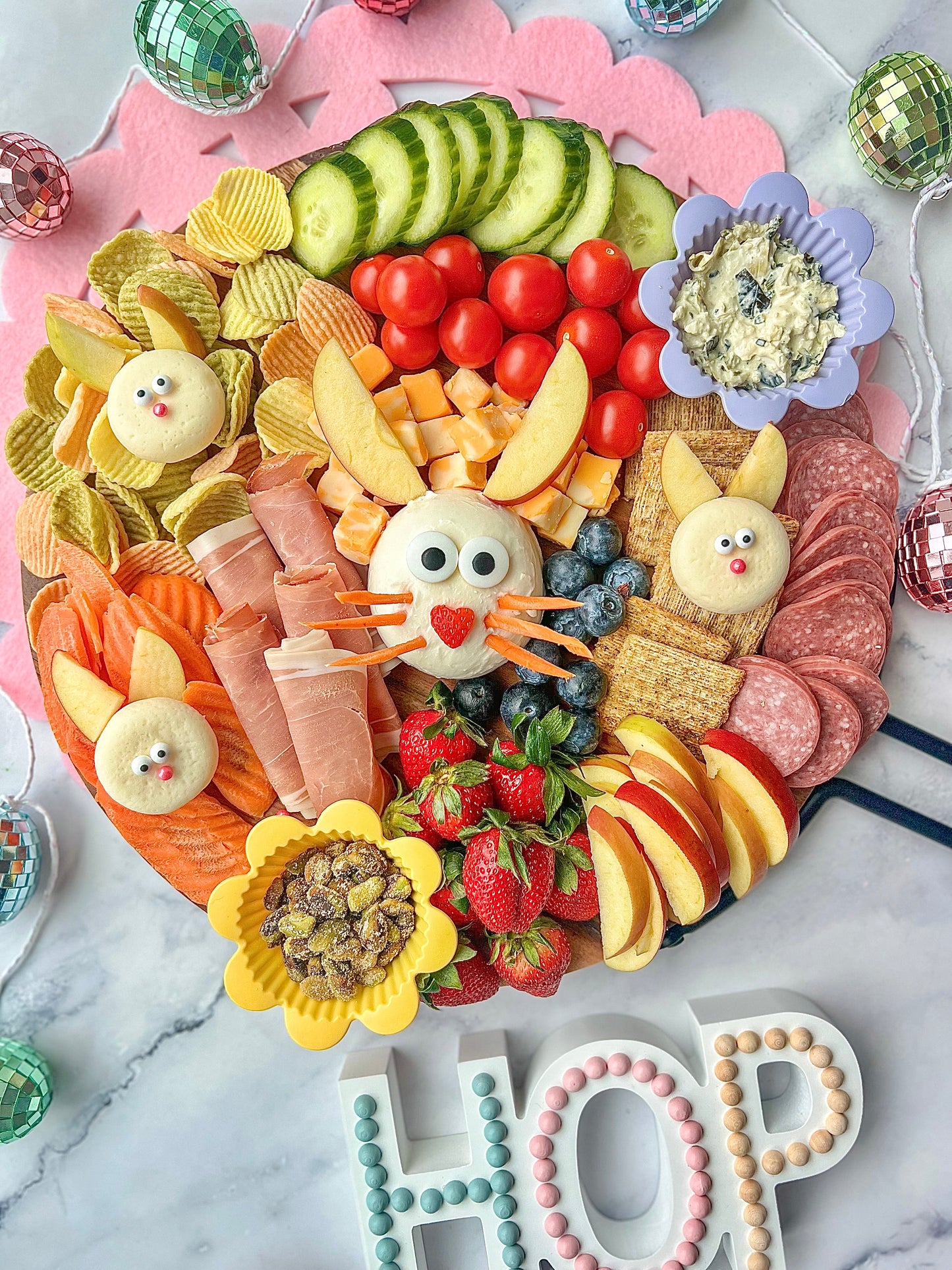 Mama & Minis Bunny Board